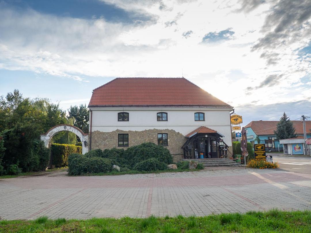 Penzion Horse Farm Lechovice Exterior foto