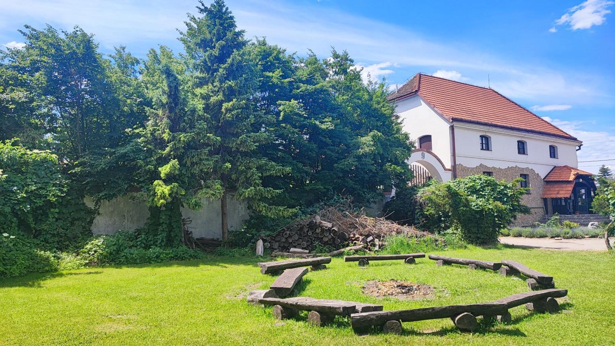 Penzion Horse Farm Lechovice Exterior foto